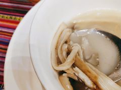 -香巴拉云南餐厅(华莱坞店)