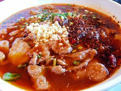 水煮牛肉-京味斋·北京烤鸭(华威桥北工大店)