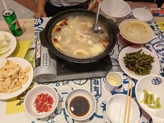 -松哥油焖大虾.小龙虾.黑鸭煲(海岸城店)