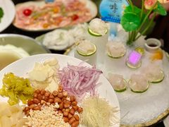 -得意咚瓜·顺德鱼生·冬瓜火锅(深圳首店)