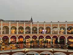 -佛罗伦萨小镇广佛名品奥特莱斯(疏港路店)