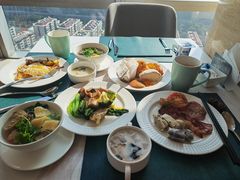 -湖景知味西餐厅•自助餐• 轻食(南京金茂威斯汀大酒店)