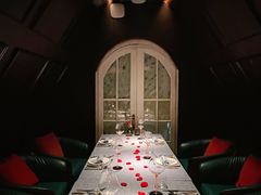 -弦月窗LUNETTE BY AMANDA(复兴路店)