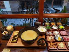 -银米·云南传统过桥米线(双廊黑金冠店)