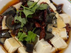 -鹤乡东北菜(崮山路店)