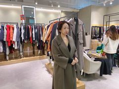 -王府井奥莱临潼小镇(临潼店)