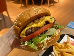 -The Habit Burger Grill 哈比特汉堡(复兴soho店)
