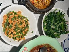-老萍巷莲花血鸭·萍乡地标江西菜(步行街店)