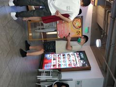 -运气牛自助酱大骨火锅(南京东路店)