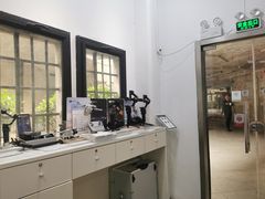-DJI大疆专营店(1933购物中心店)