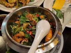 -大头虾越式风味餐厅(光明广场店)