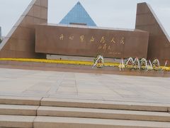 -上海市龙华烈士陵园