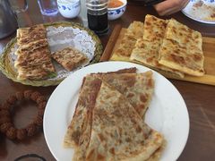 -溢心园香河肉饼总店