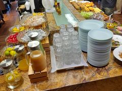 -深圳罗湖东门步行街亚朵X酒店