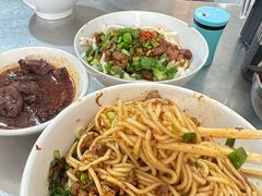 -丁记面馆(凤凰店)