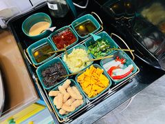 -大兵小将鲜牛肉冒菜麻辣香锅(紫金门花苑店)