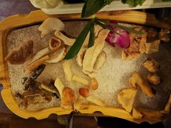 菌菇六拼-滇釜火锅·能喝汤的火锅(车公庄店)