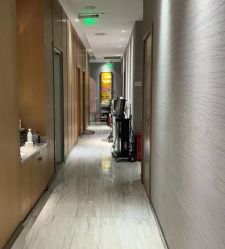 -苑苑vbeauty科技美容SPA