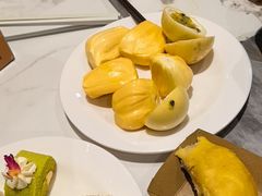-金马门国际美食百汇(珞喻路店)