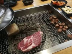 -肉甲韩国木炭烤肉(新壹街1店)