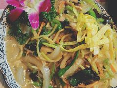 -益百岁牛尾汤(香山路店)