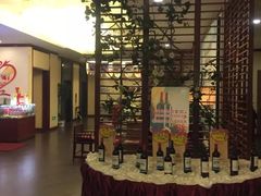 -蓝海国际大饭店·蓝钻自助百汇(兰山店)