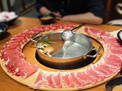-呷哺呷哺(普陀乐购真北店)