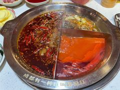 艳红酸辣三拼锅-陈艳红火锅菜·冒菜(簋街店)