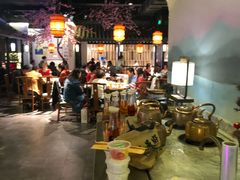 大堂-卢大鲜鱼头捞饭(美利广场店)