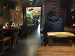 大堂-万记麻辣烫国展总店