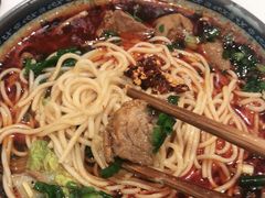 -胥佳烧鸡公牛肉面馆