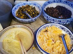 -镇南锅盖面馆(解放路店)