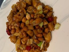 宫爆花仁鸡丁-蔴将·川菜(黄龙万科店)