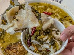 -渔语鱼酸菜鱼新川菜(来福士店)