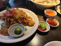 -大头虾越式风味餐厅(光明广场店)