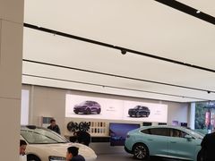 -华为智能生活馆(上海金桥国际商业广场)