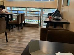 -喜士多便利店(上海虹桥枢纽国展中心云和夜泊酒店店)