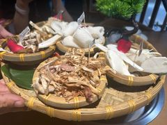 -菌彩云南野生菌火锅(万达广场店)