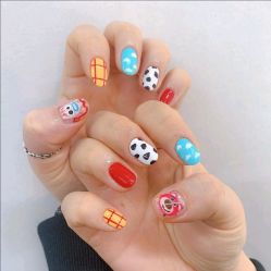 -LILY NAILS美甲美睫