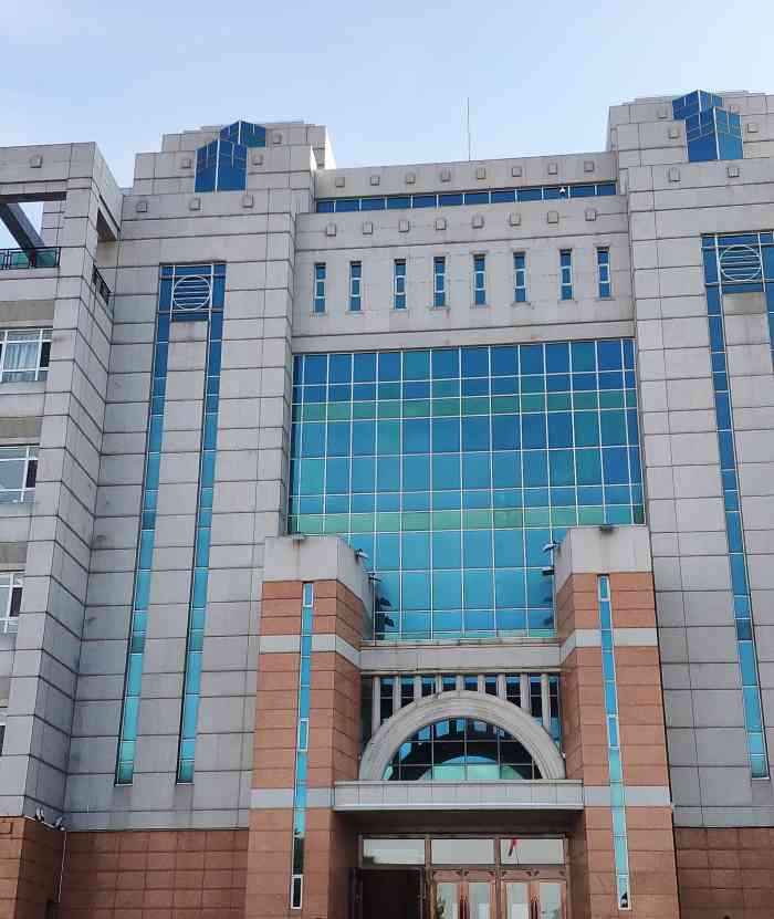 东北师范大学图书馆-"东北师范大学图书馆是整个师大里面最为学生.