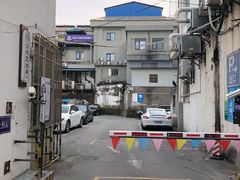-观前公园人防停车场