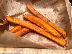 -8PINTS八品脱·日料·烧鸟·精酿小酒馆(莘庄店)