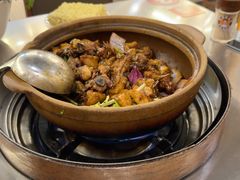 -胡须佬鸡煲四季火锅店(石厦西村直营店)