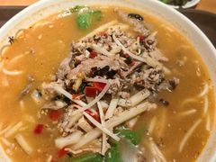 友仔三拼老友粉-水平有限广西米粉·广西风味集(五道口店)