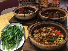 -天宝食坊·啫啫煲大排档(西华路店)