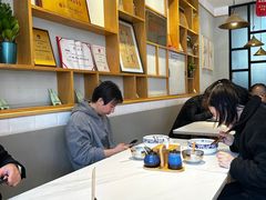 -镇南锅盖面馆(解放路店)