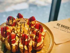草莓忌廉华夫饼-BE BRIGHT KITCHEN(正佳广场店)