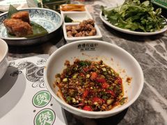 -禄婶鸡煲·打边炉