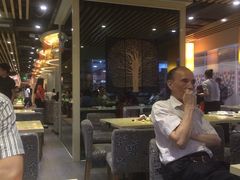 大堂-蒙肥羊·酸汤潮牛·鲜牛肉火锅烤肉自助(岗顶店)