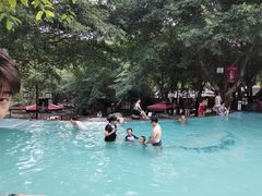 -灵秀温泉